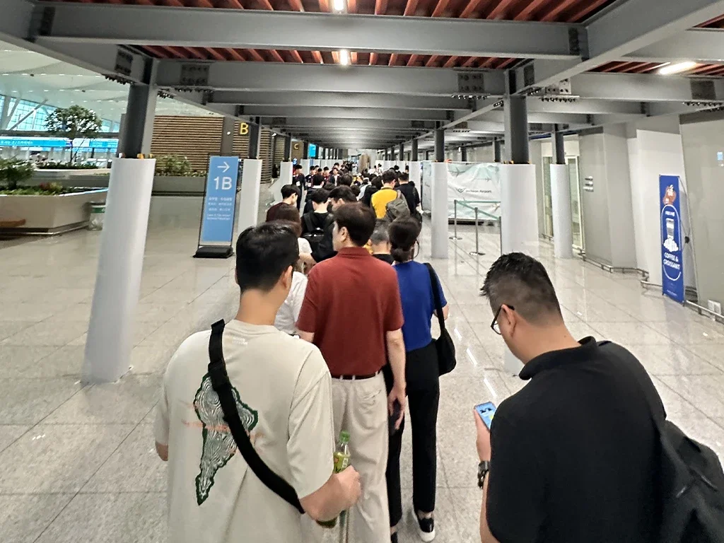 What I Learned When the Global Tech Outage Stranded Me in South Korea